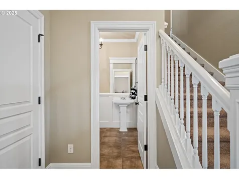 3556 Summit Sky Boulevard Eugene OR 97405