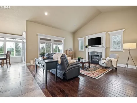 3556 Summit Sky Boulevard Eugene OR 97405