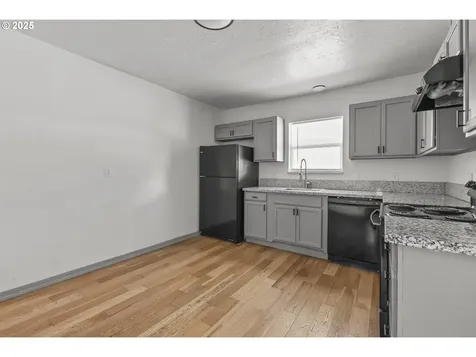 813 SE Ford Street Mcminnville OR 97128