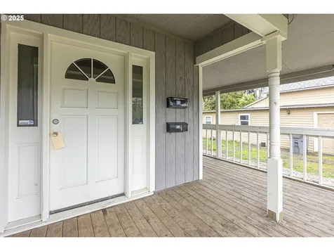 813 SE Ford Street Mcminnville OR 97128