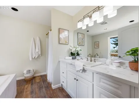 7715 SE 110th Avenue Portland OR 97266
