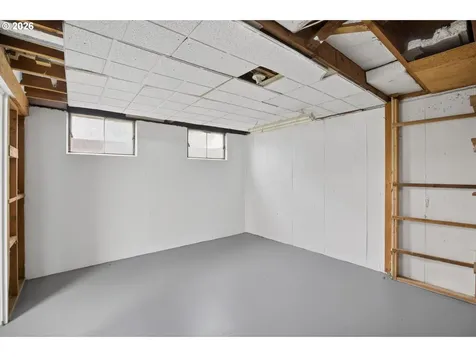 16601 SE Taylor Street Portland OR 97233