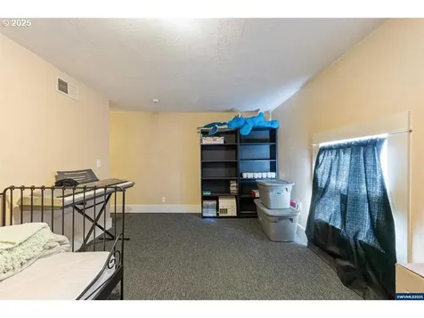 1111 SW Levens Street Dallas OR 97338