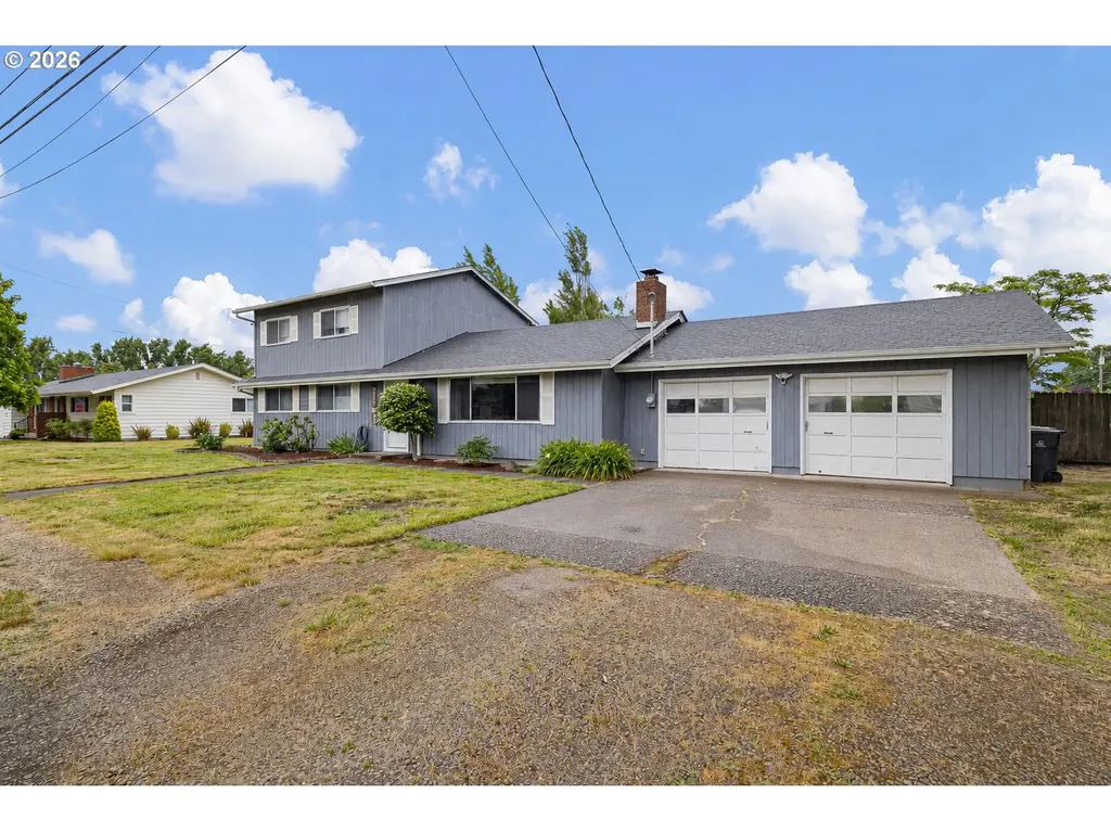430 N 6th Street Harrisburg OR 97446