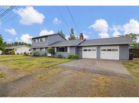 430 N 6th Street Harrisburg OR 97446