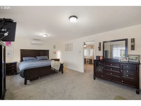 430 N 6th Street Harrisburg OR 97446