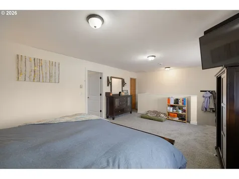 430 N 6th Street Harrisburg OR 97446