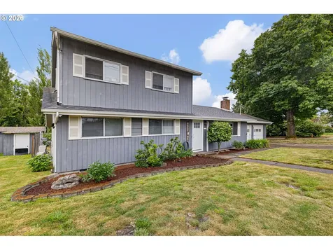 430 N 6th Street Harrisburg OR 97446