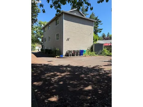11722 SE Ankeny Street Portland OR 97216