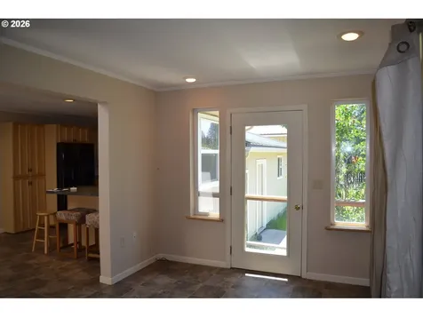 137008 Main Street Crescent OR 97733