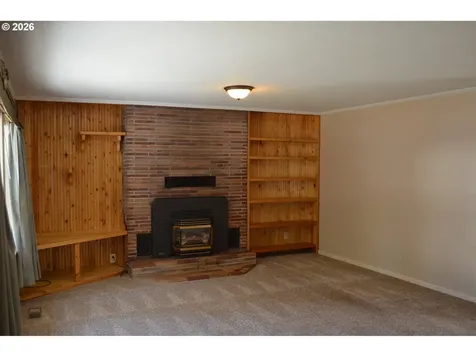 137008 Main Street Crescent OR 97733