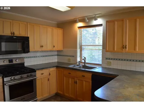 137008 Main Street Crescent OR 97733
