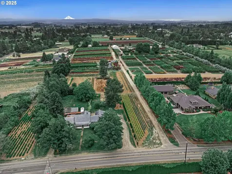 7008 SE 302nd Avenue Gresham OR 97080