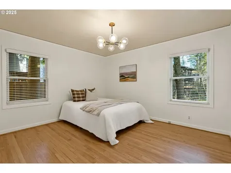 1646 SW Parkview Court Portland OR 97221