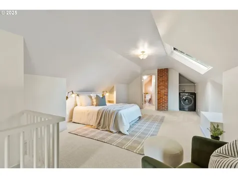 1646 SW Parkview Court Portland OR 97221
