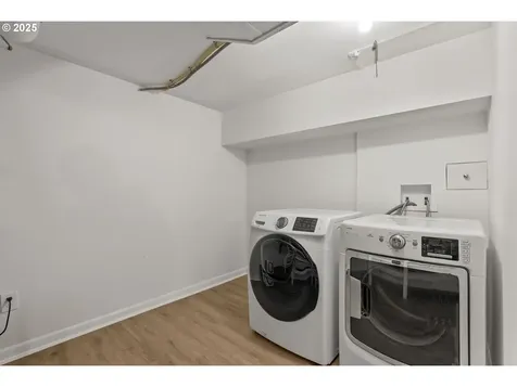 1646 SW Parkview Court Portland OR 97221