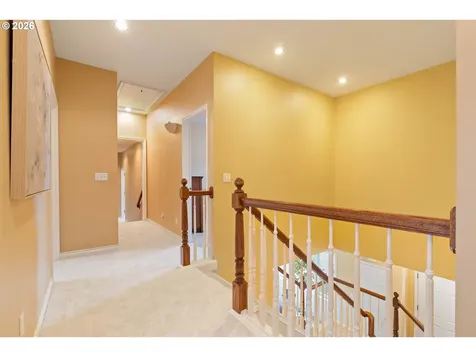 11503 SW Streamside Court Portland OR 97219