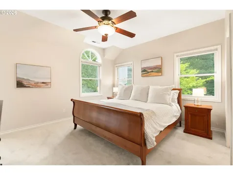 11503 SW Streamside Court Portland OR 97219