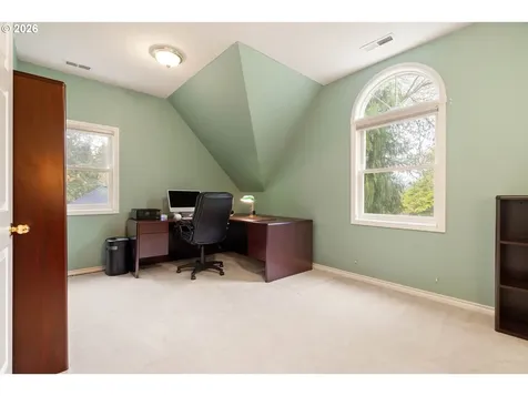 11503 SW Streamside Court Portland OR 97219