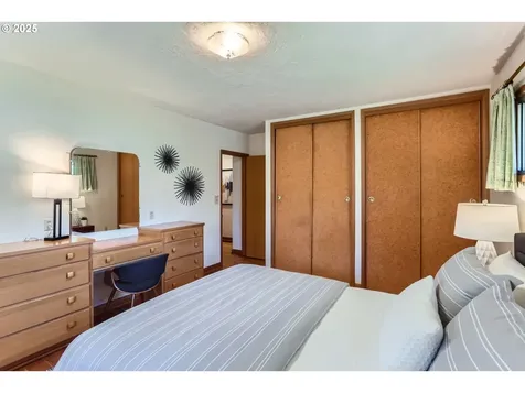 10524 NW Walters Lane Portland OR 97229