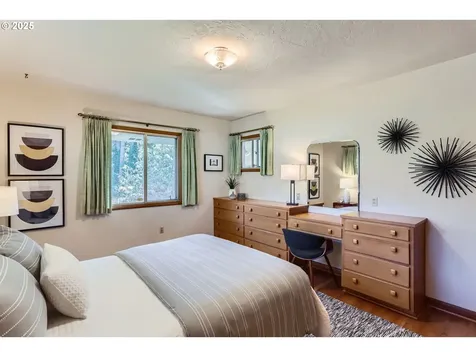 10524 NW Walters Lane Portland OR 97229