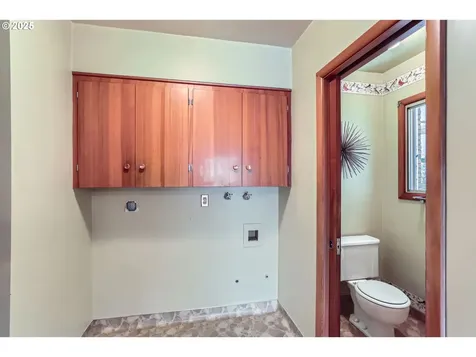 10524 NW Walters Lane Portland OR 97229