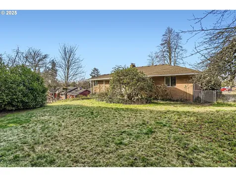 10524 NW Walters Lane Portland OR 97229