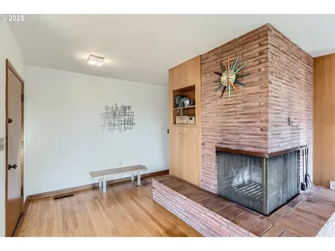 10524 NW Walters Lane Portland OR 97229