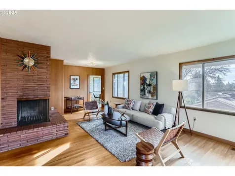 10524 NW Walters Lane Portland OR 97229