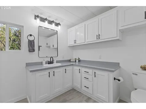 1901 SE Minter Bridge Road Hillsboro OR 97123