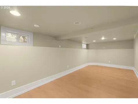 2122 SE Ellis Street Portland OR 97202