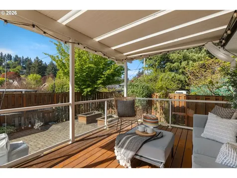 7004 NE Everett Street Portland OR 97213