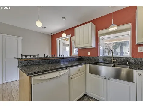 2319 Hawthorne Street Forest Grove OR 97116