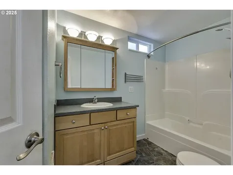 2319 Hawthorne Street Forest Grove OR 97116
