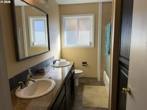 3908 Gifford Place Washougal WA 98671