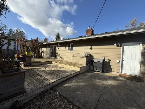 3908 Gifford Place Washougal WA 98671