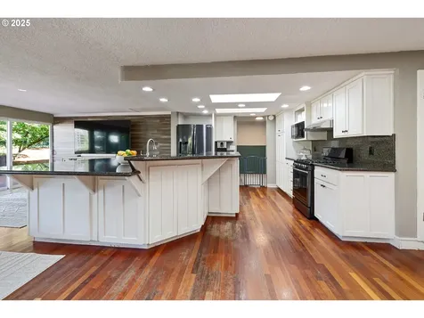 150 Narain Court Oregon City OR 97045