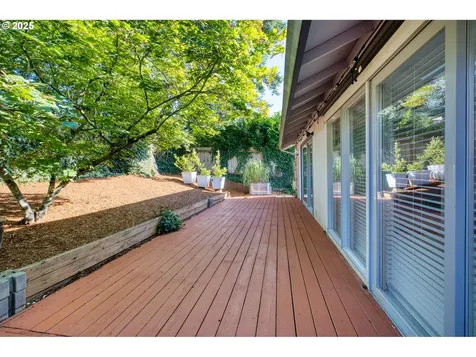 150 Narain Court Oregon City OR 97045