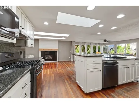 150 Narain Court Oregon City OR 97045