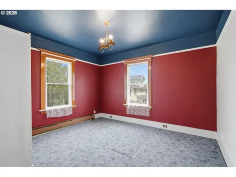 2003 NE Halsey Street Portland OR 97232