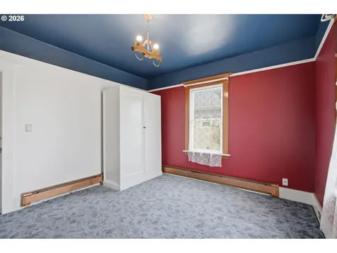 2003 NE Halsey Street Portland OR 97232