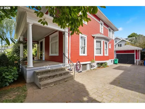 2003 NE Halsey Street Portland OR 97232