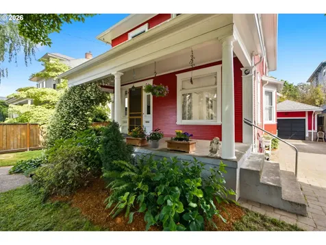 2003 NE Halsey Street Portland OR 97232