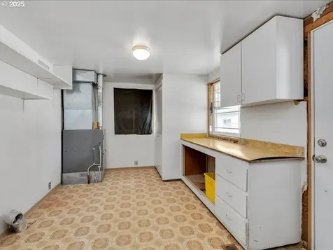 539 NE 160th Avenue Portland OR 97230
