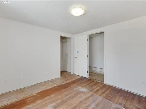 539 NE 160th Avenue Portland OR 97230