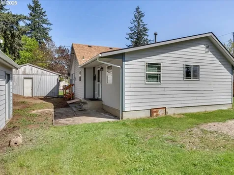 539 NE 160th Avenue Portland OR 97230
