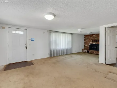 539 NE 160th Avenue Portland OR 97230