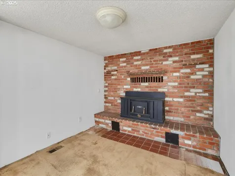 539 NE 160th Avenue Portland OR 97230