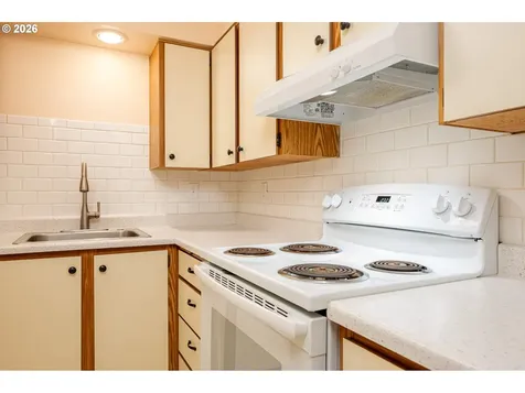 14828 SW 109th Avenue Portland OR 97224