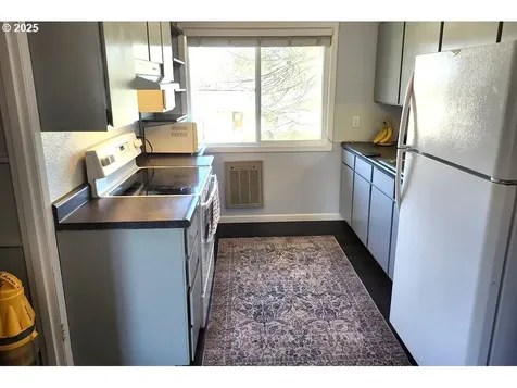 10170 SW Winter Lane Beaverton OR 97008
